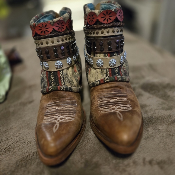 Cotral Bohemian Brown Ankle Boots - Picture 7 of 16